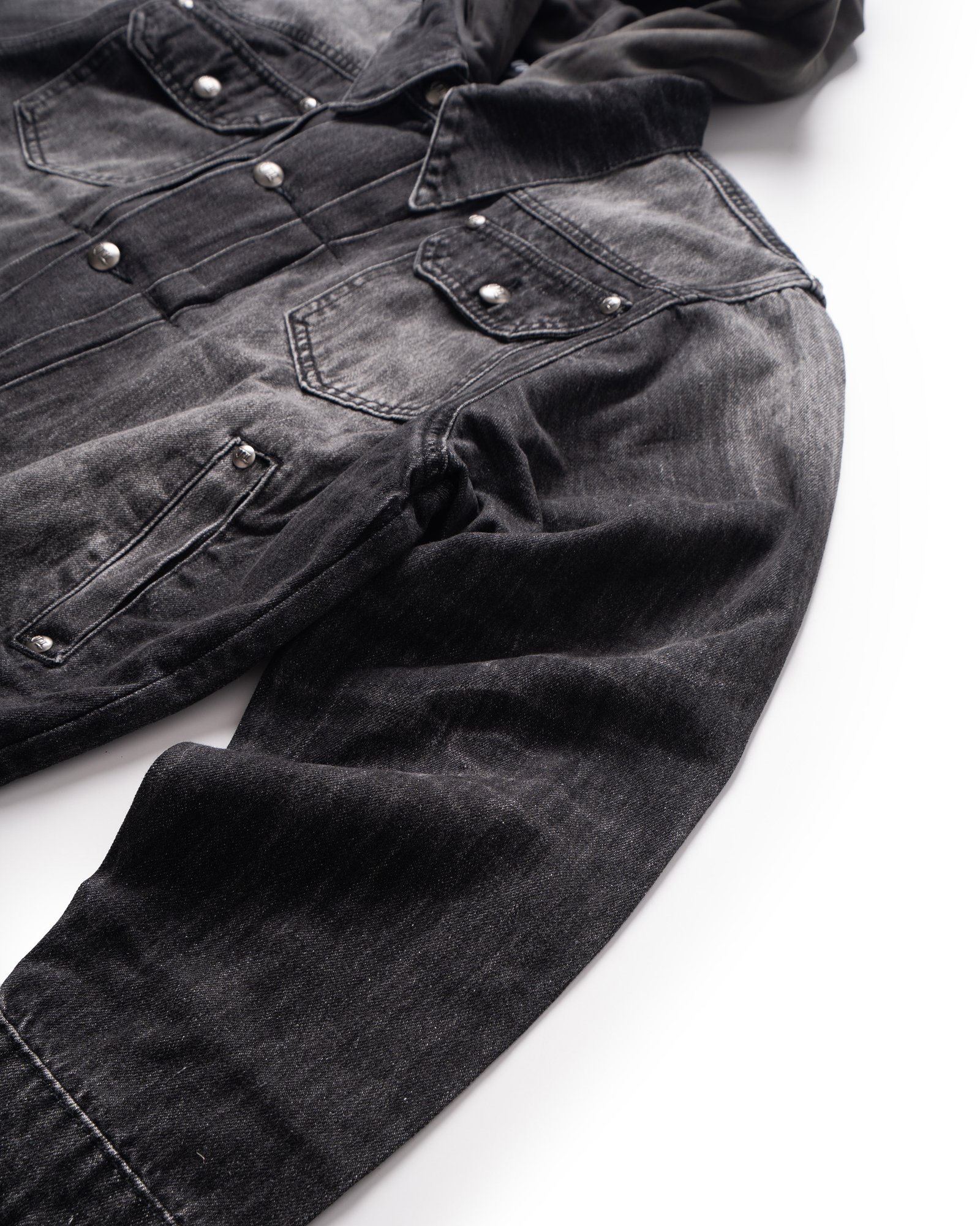 VL ASHEN HOOD DENIM JACKET