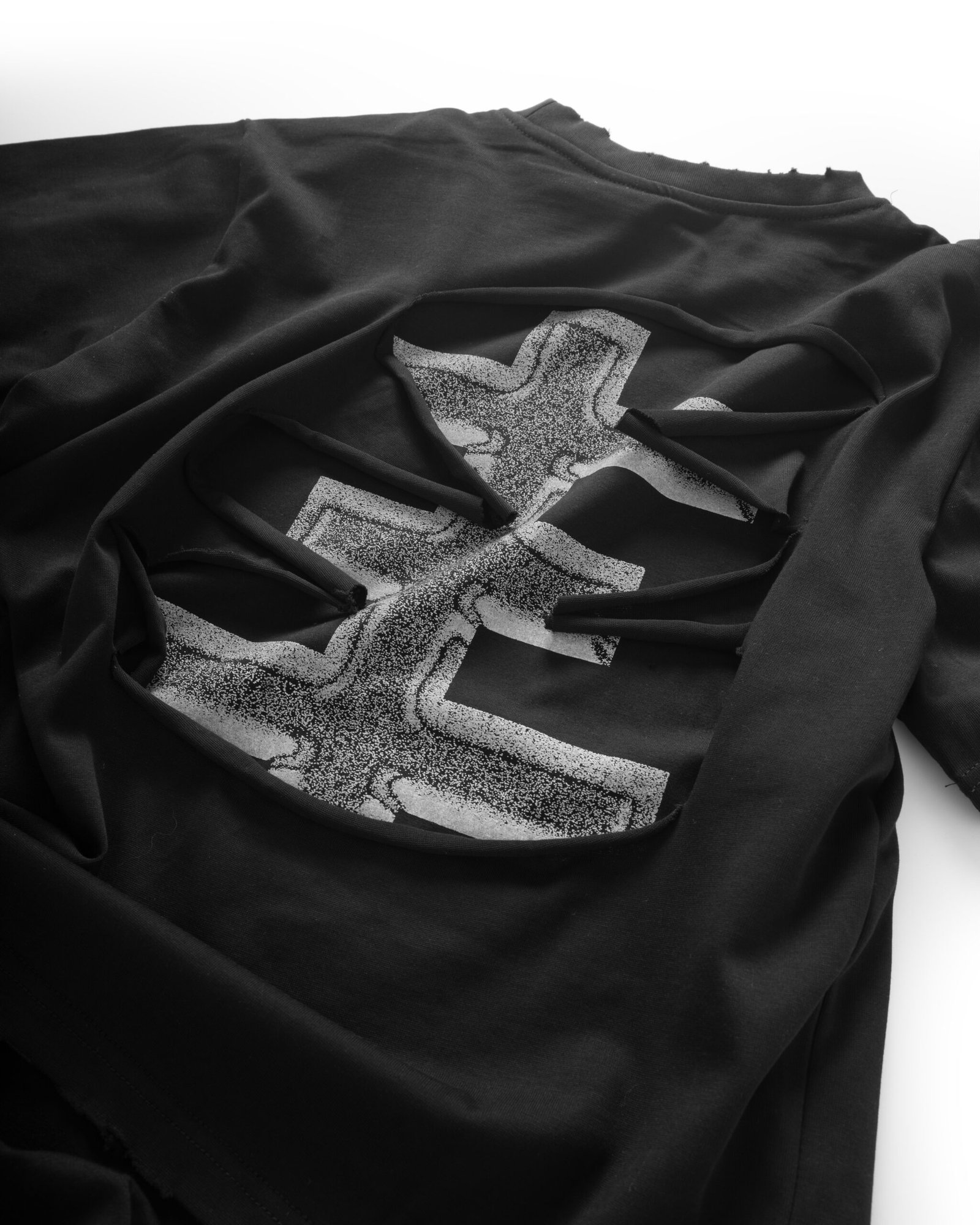 VL 2SKULL LAYER LONGSLEEVE